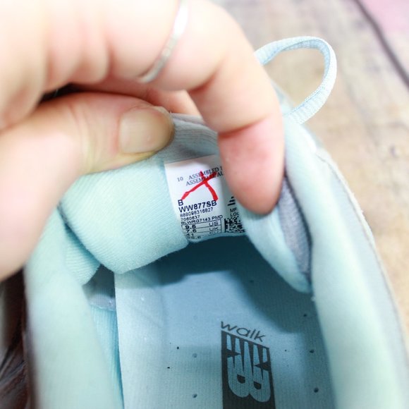 NEW BALANCE 877 Walking Shoes Sneaker Size 9.5 - Picture 9 of 9